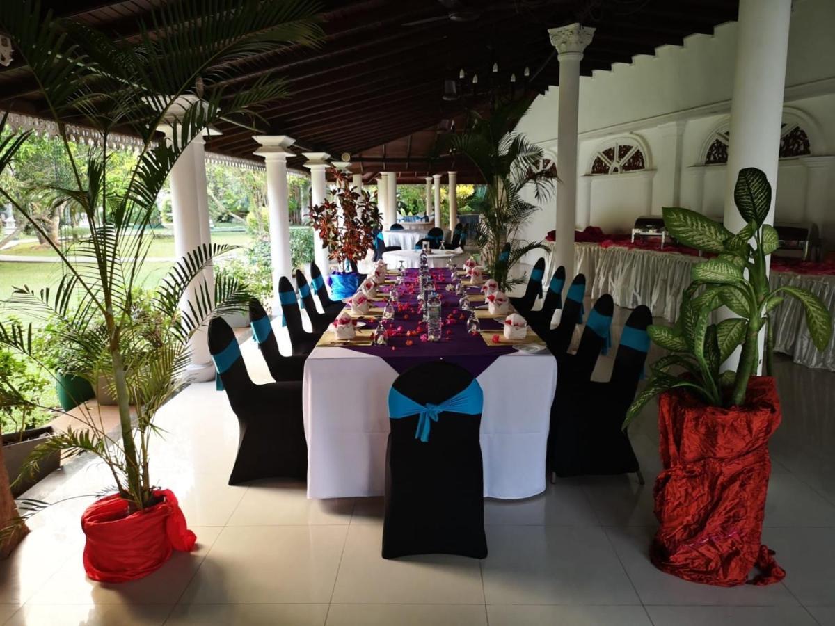 Bougain Villa Bentota Esterno foto