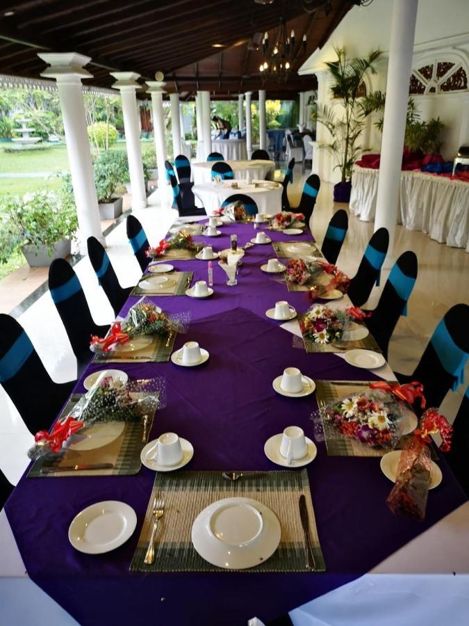 Bougain Villa Bentota Esterno foto