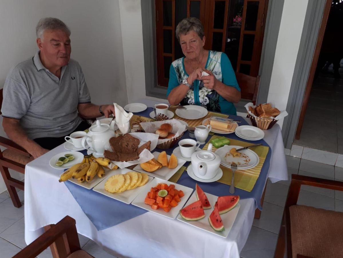 Bougain Villa Bentota Esterno foto