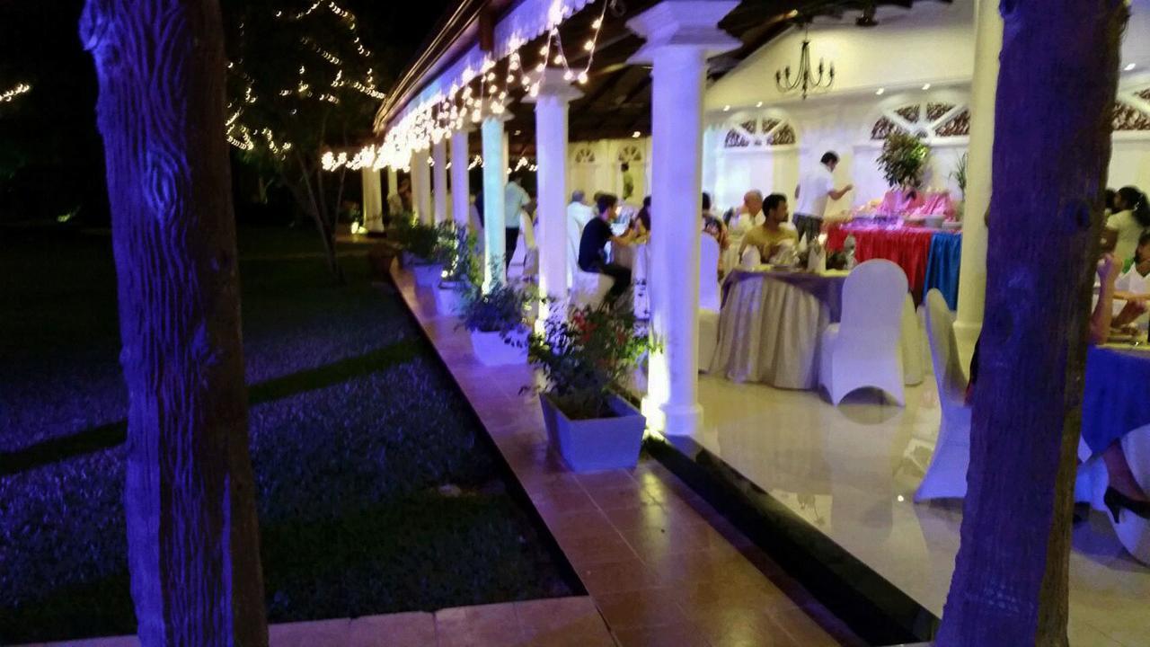 Bougain Villa Bentota Esterno foto